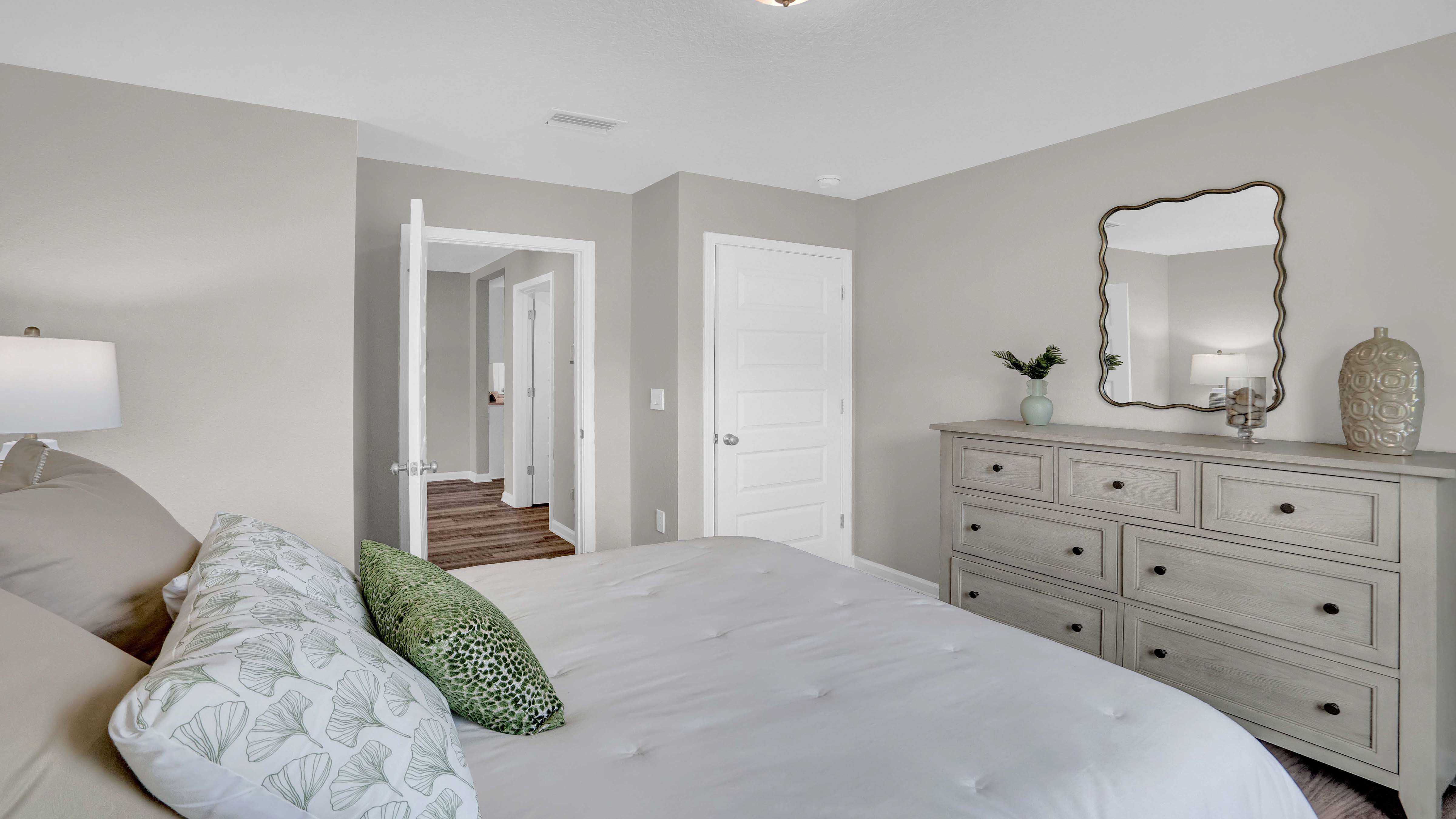 cali bedroom