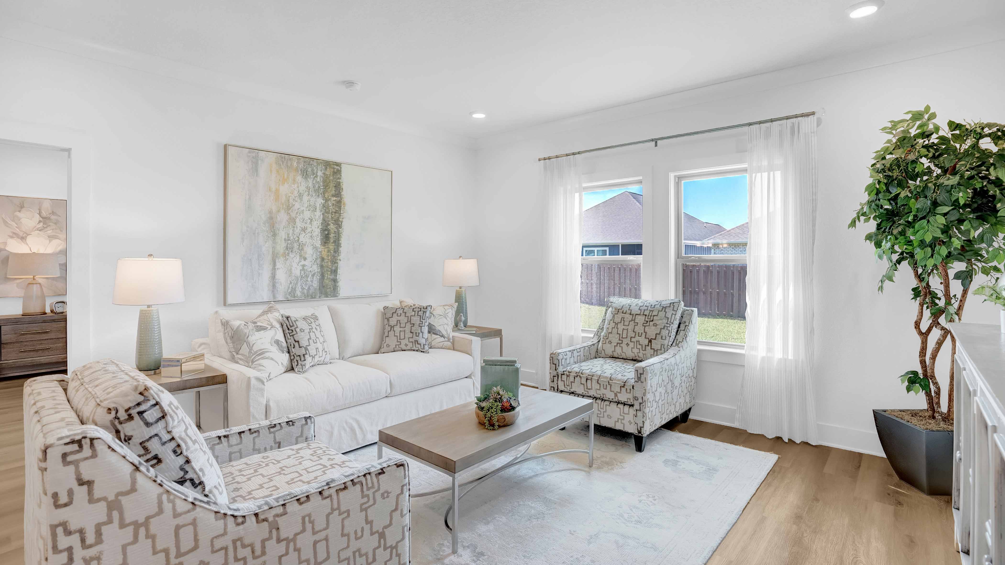 Kelly open concept interior.