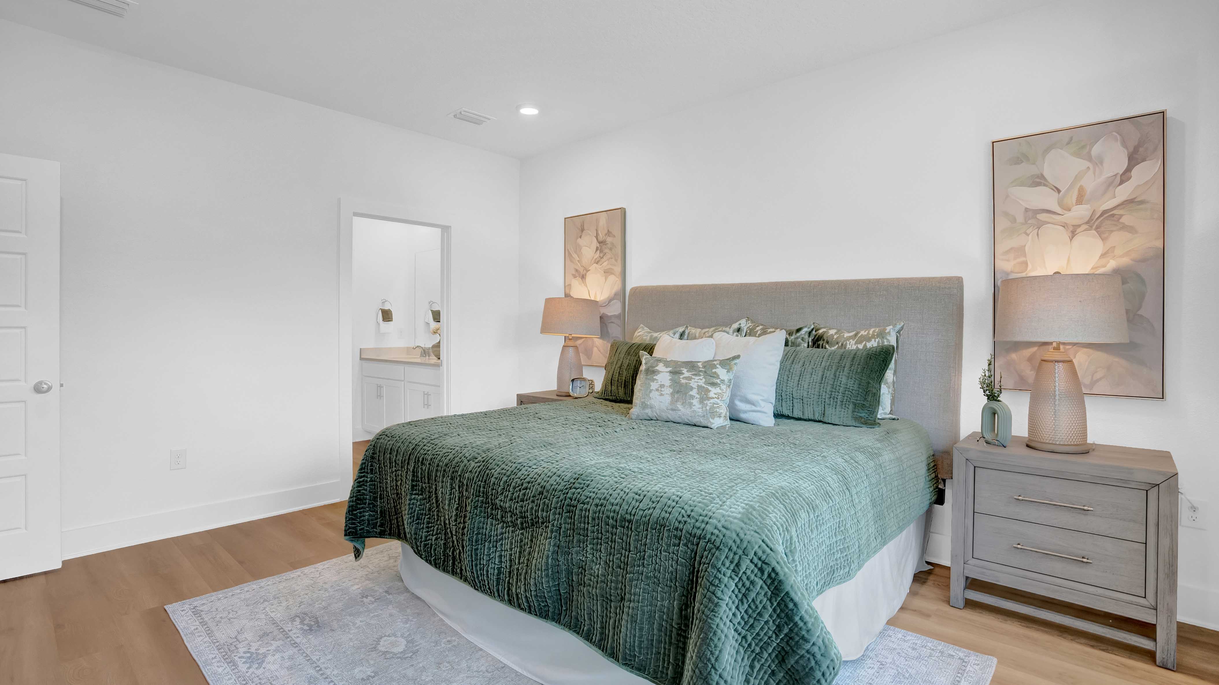 Kelly open concept interior.