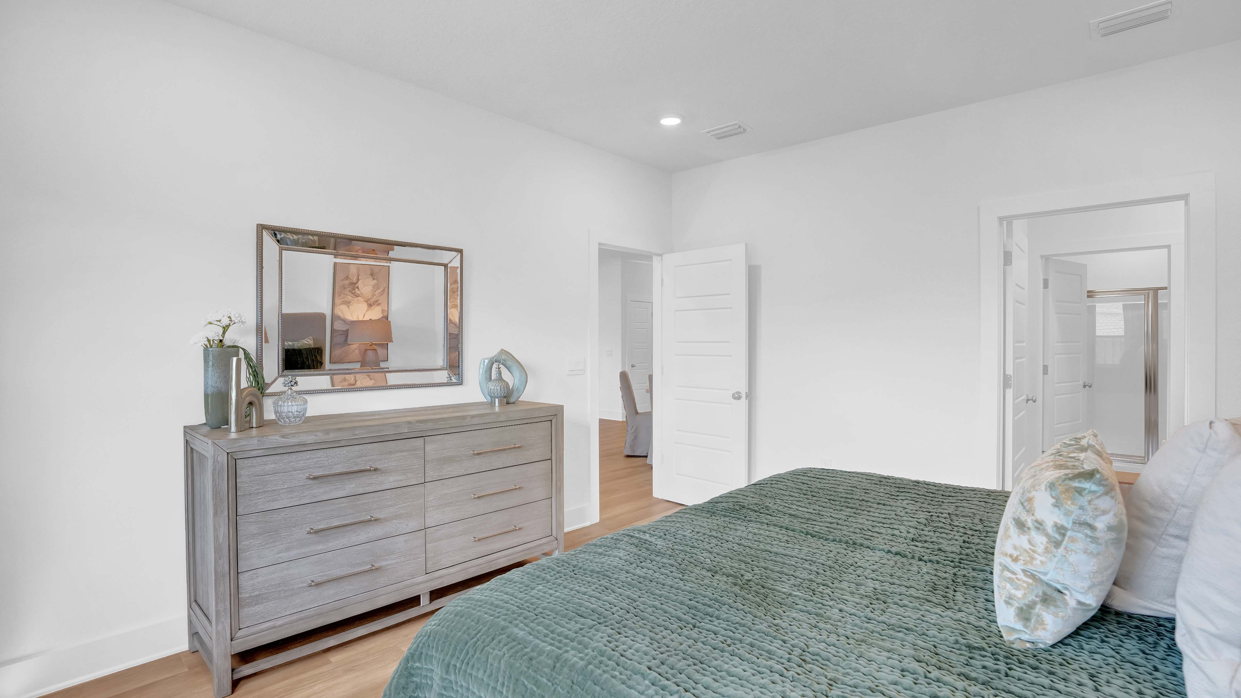 Kelly open concept interior.