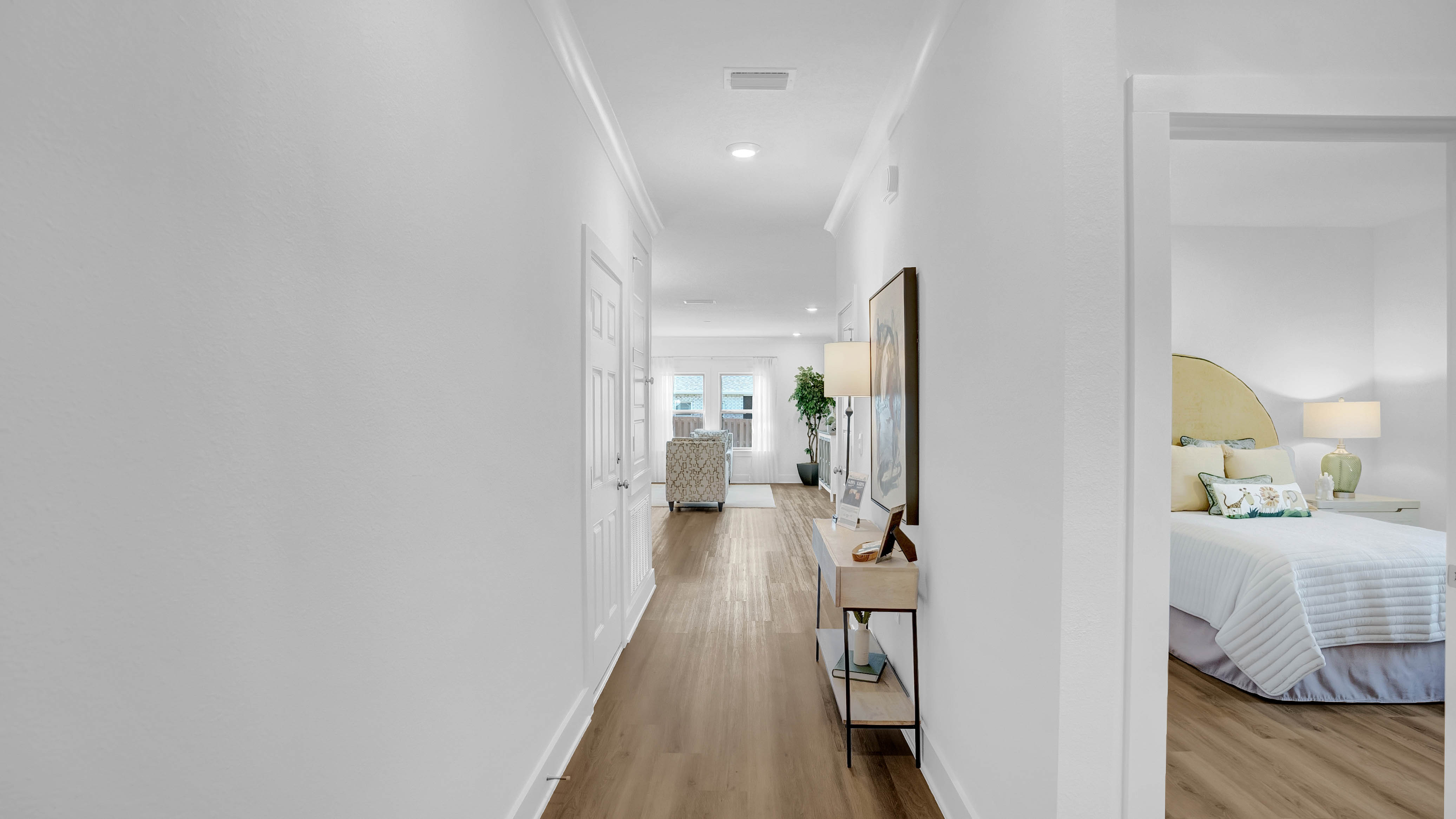 Kelly open concept interior.