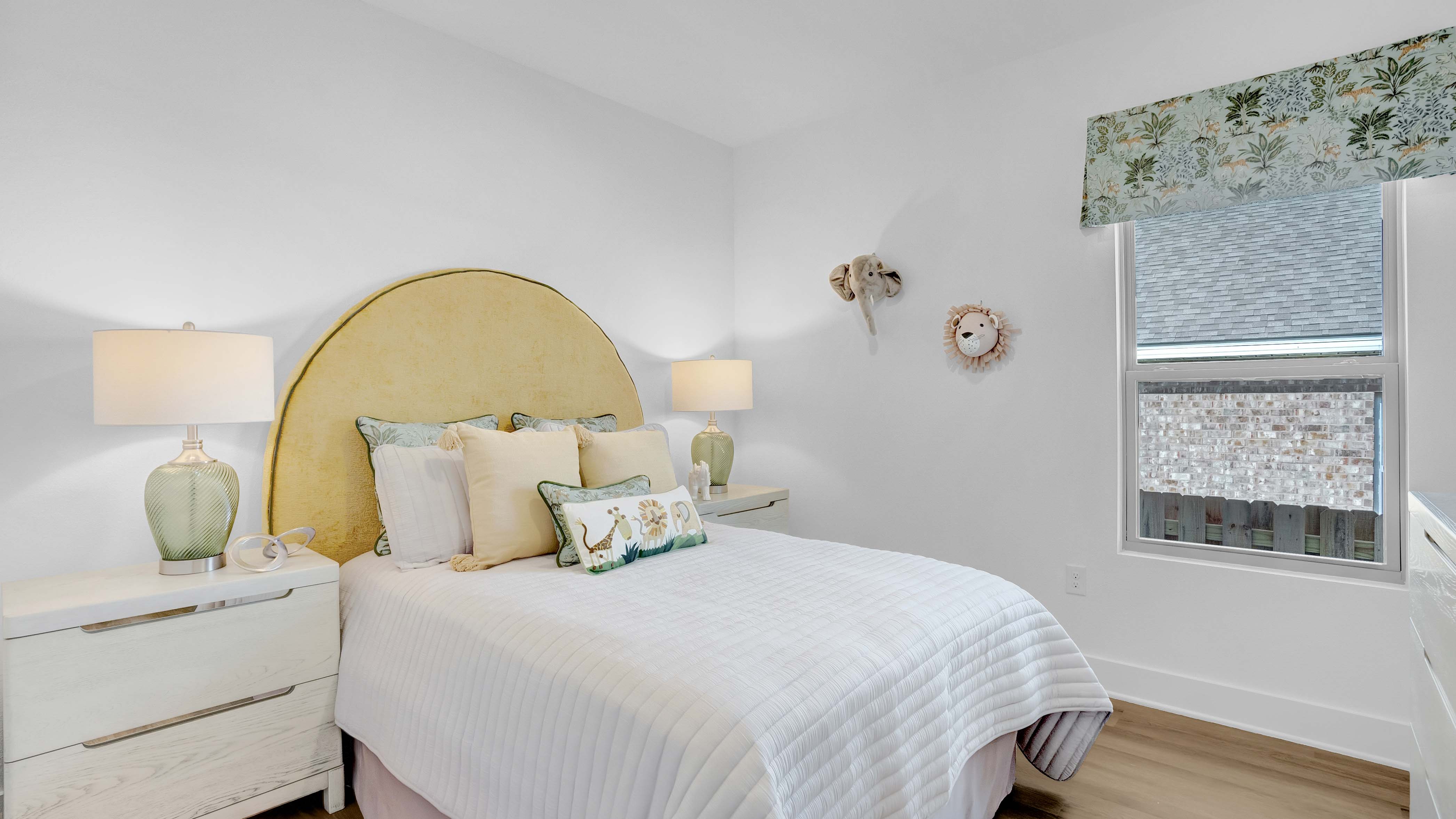 Kelly open concept interior.