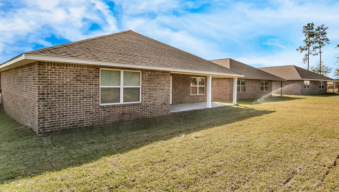 Knox covered back porch and exterior