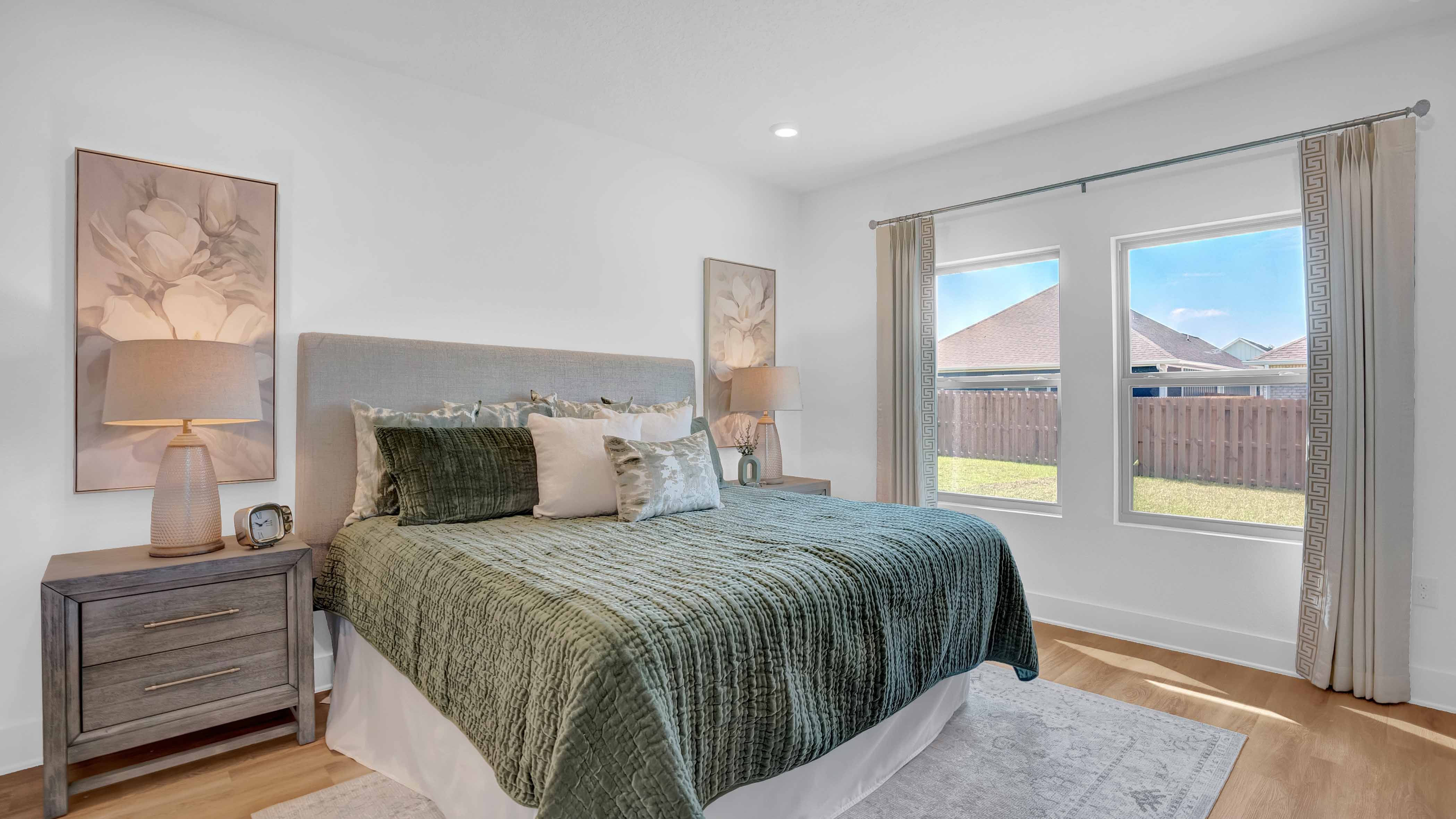 Spacious primary bedroom.