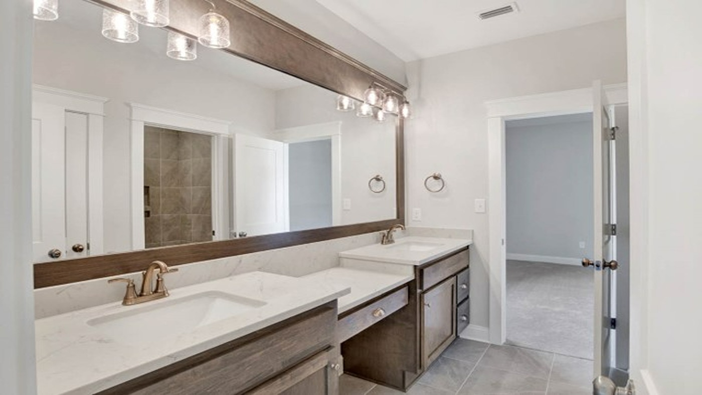 elm bathroom