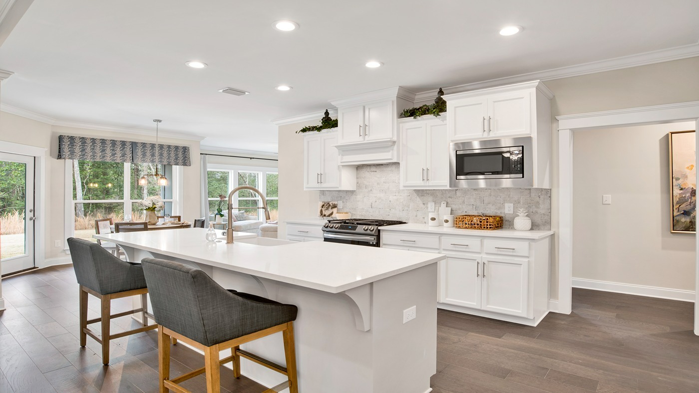 holly kitchen