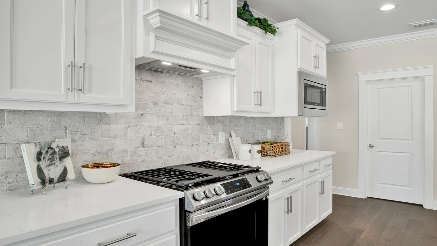holly kitchen