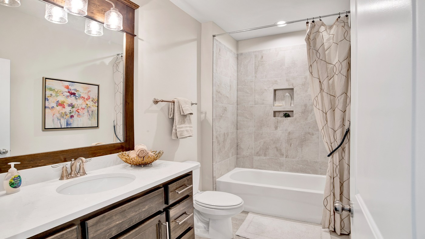 holly bathroom