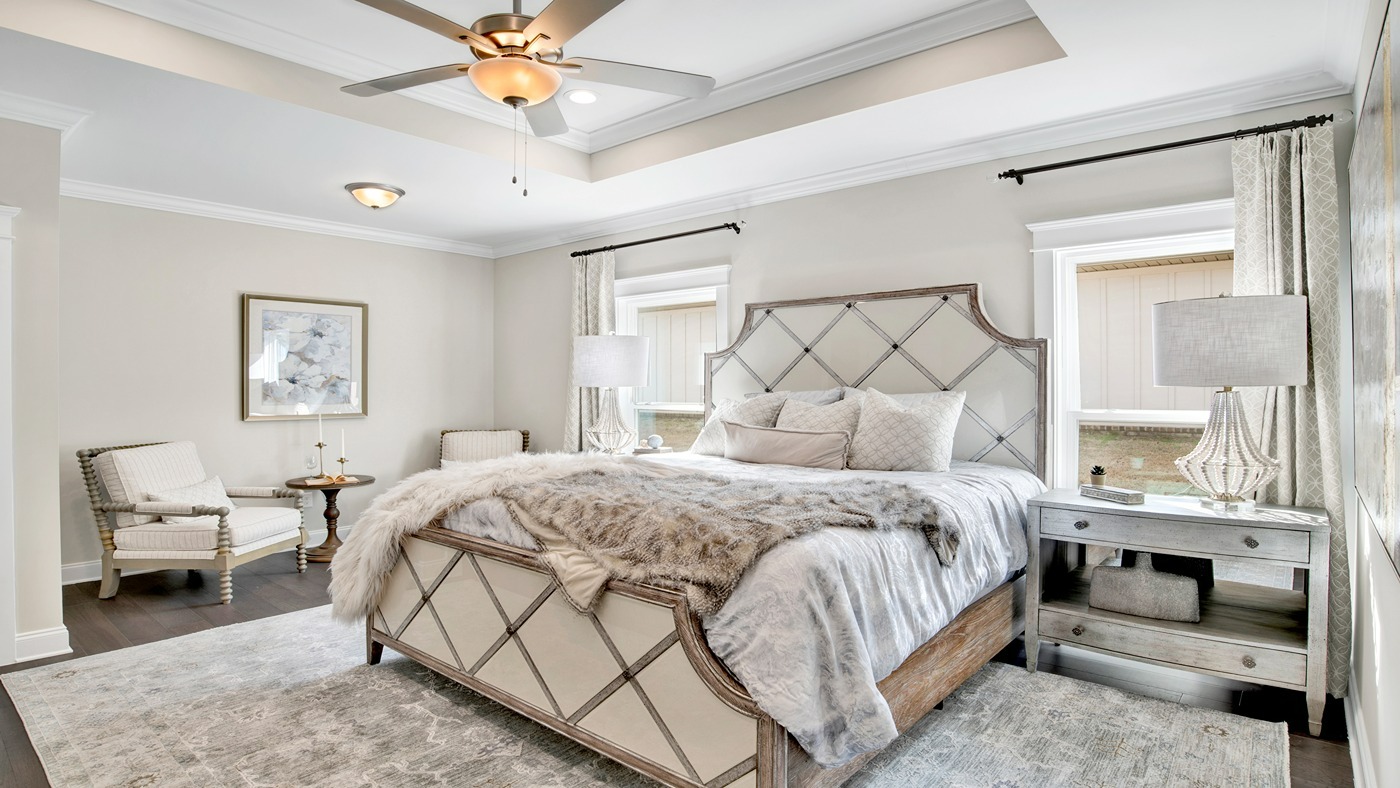 holly bedroom