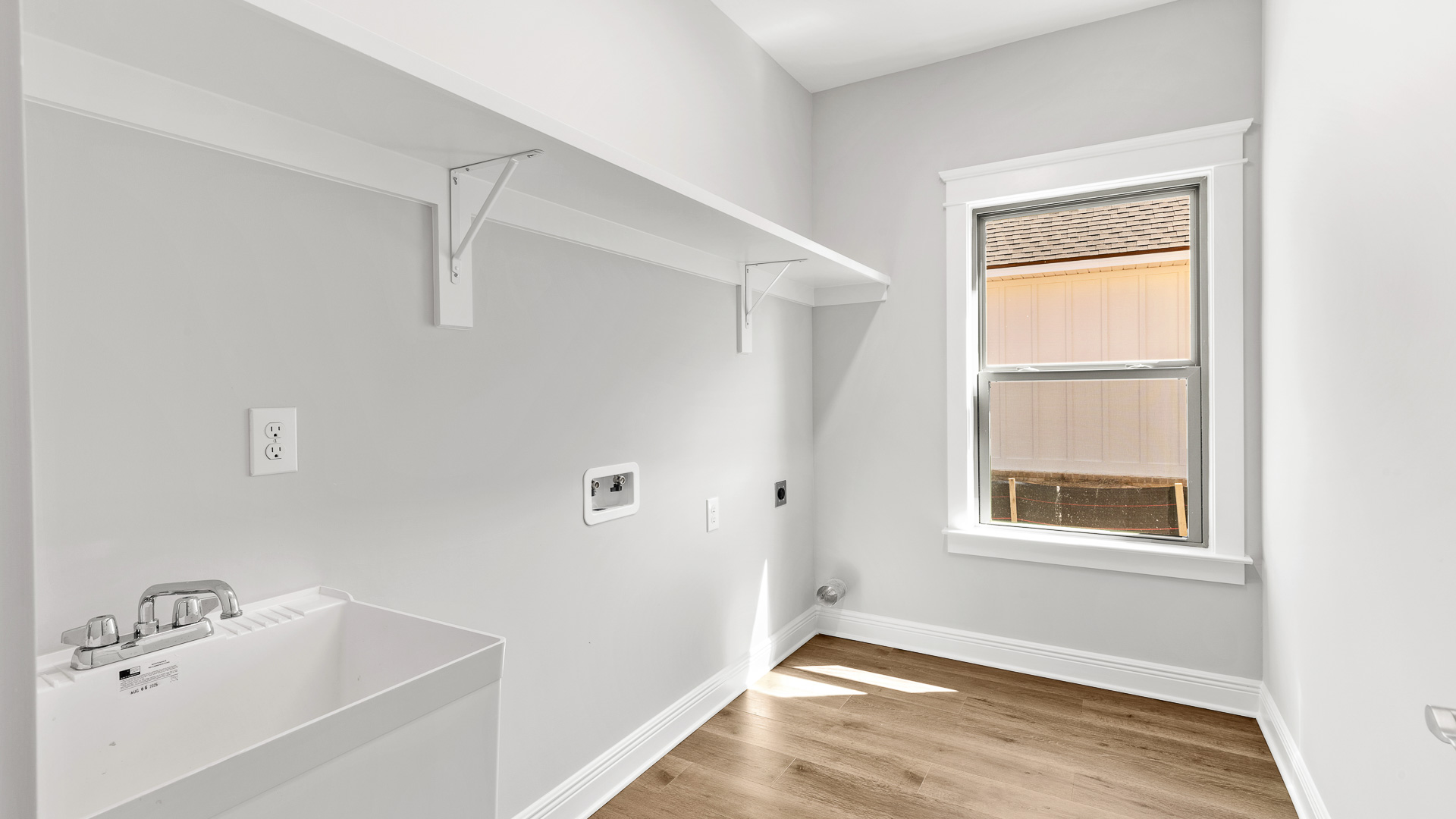 elm mud room