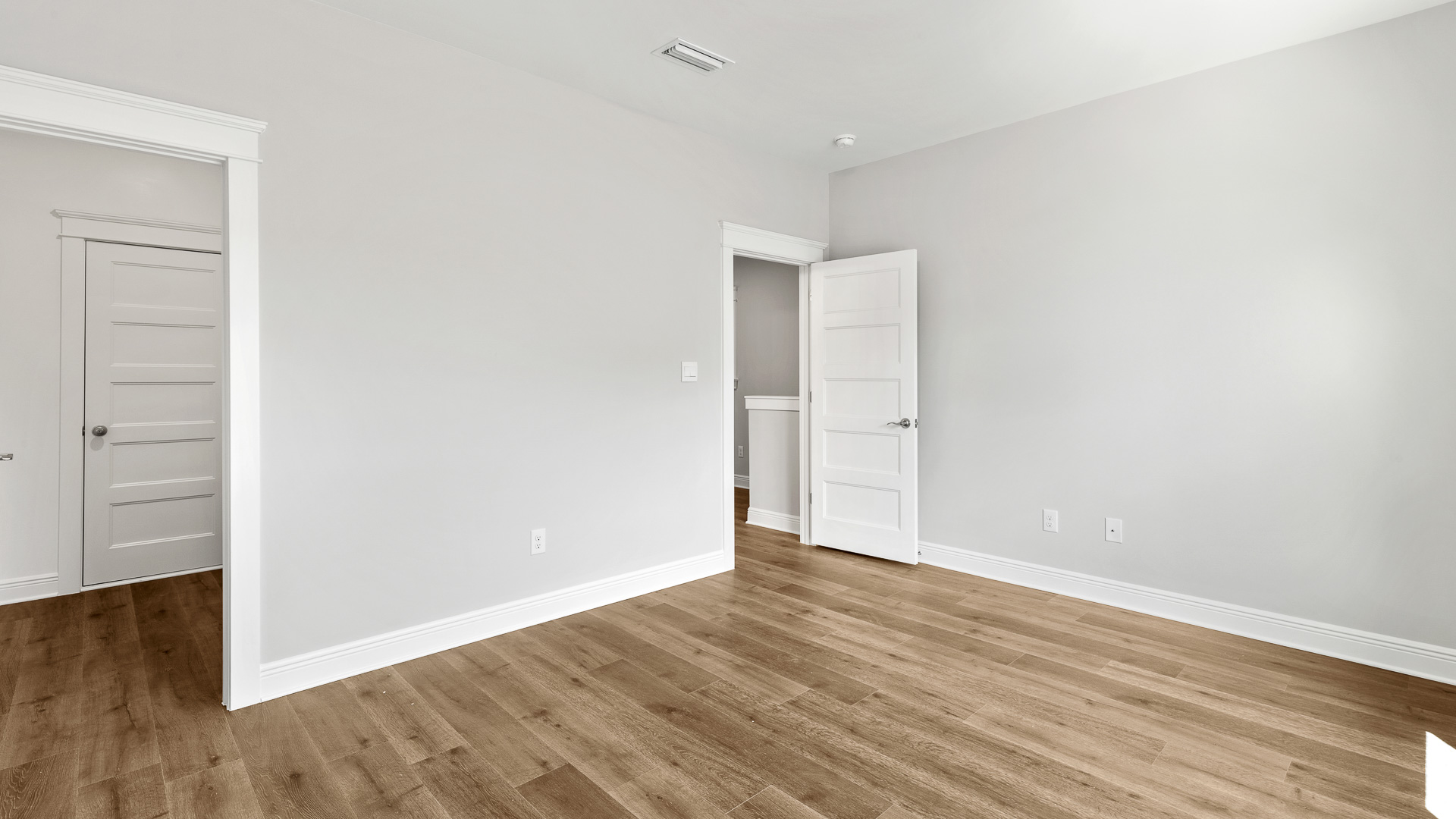 elm bedroom