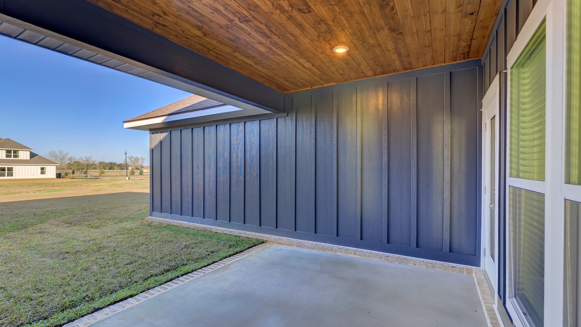 mockingbird covered back porch