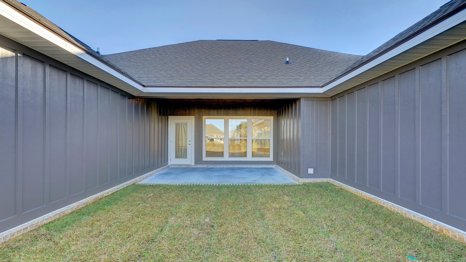 mockingbird covered back porch