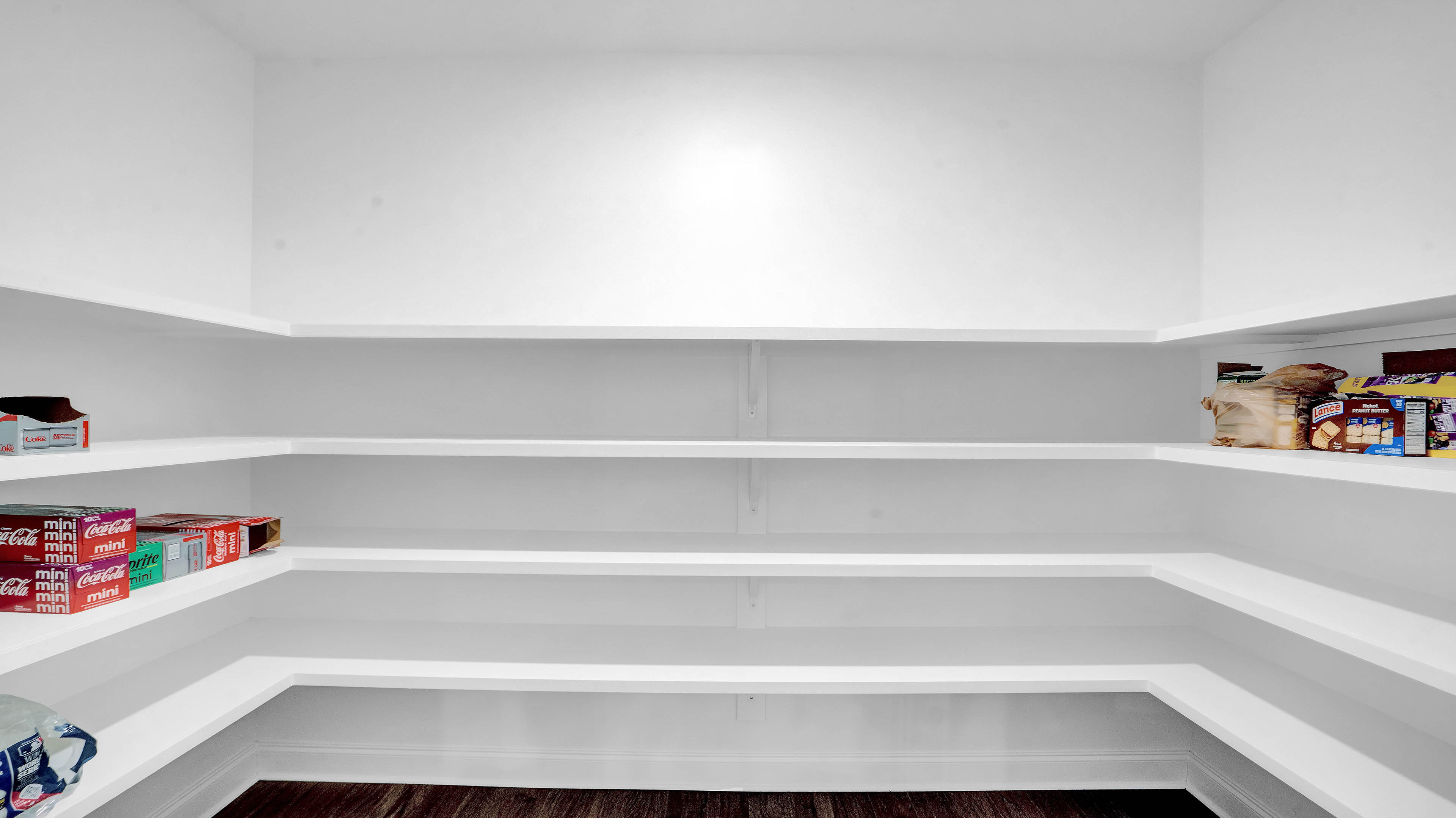 Pecan model interior.