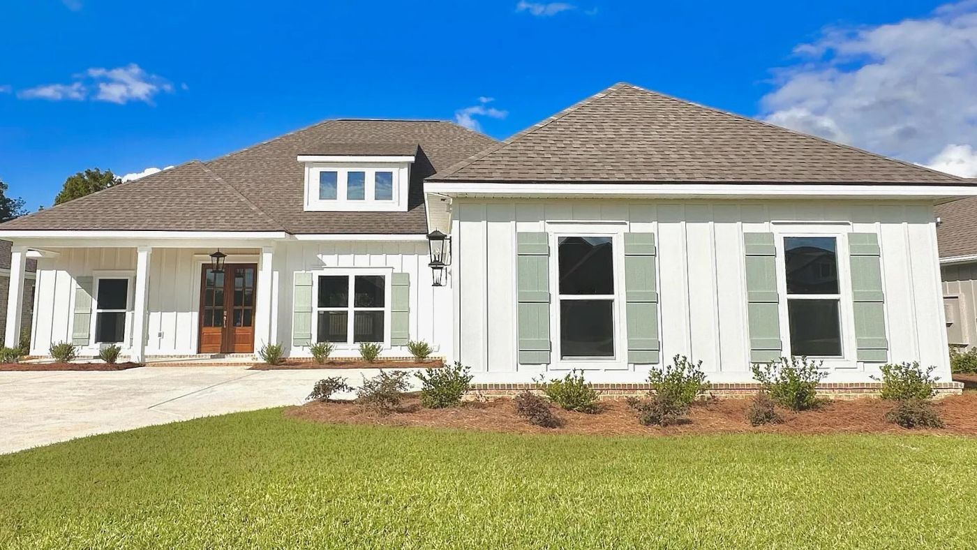 Hickory new home exterior.