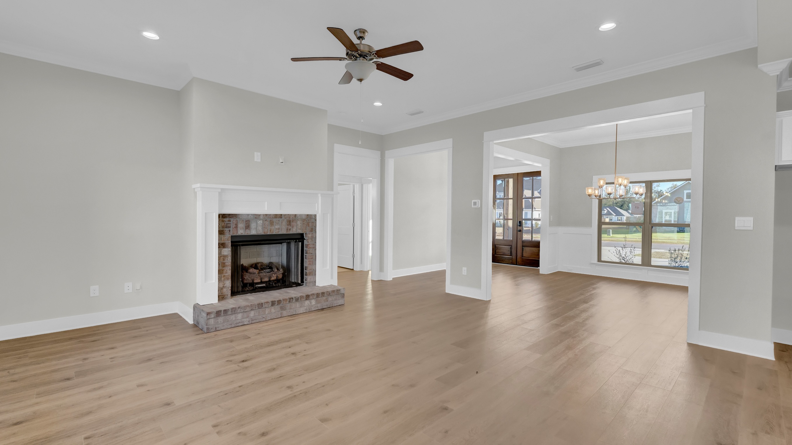 Pecan interior