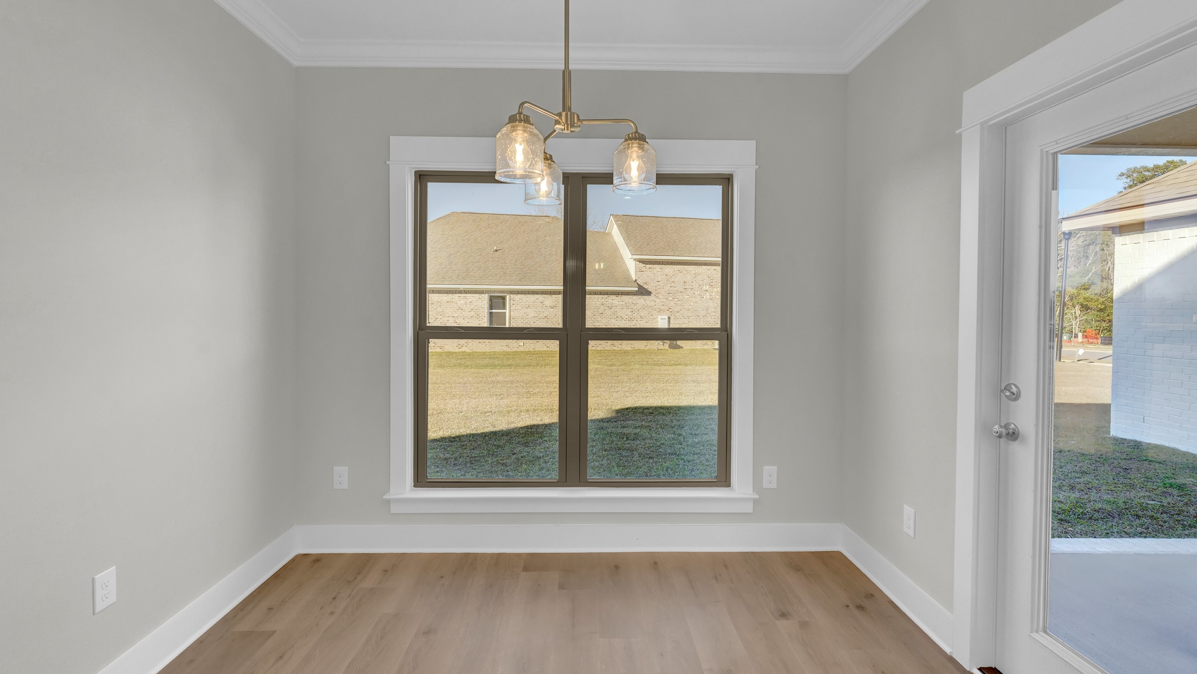 Pecan interior