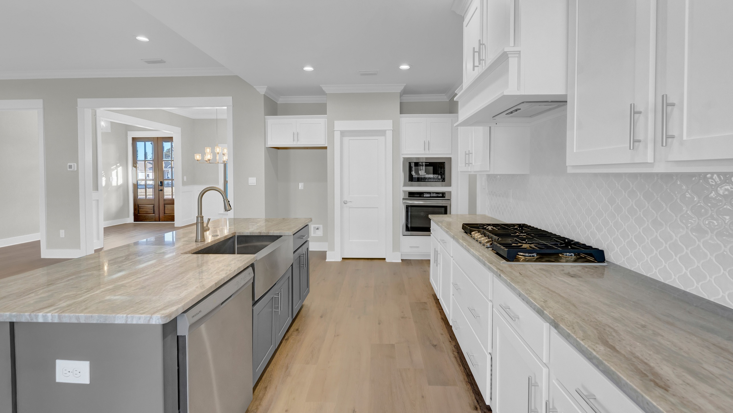 Pecan interior