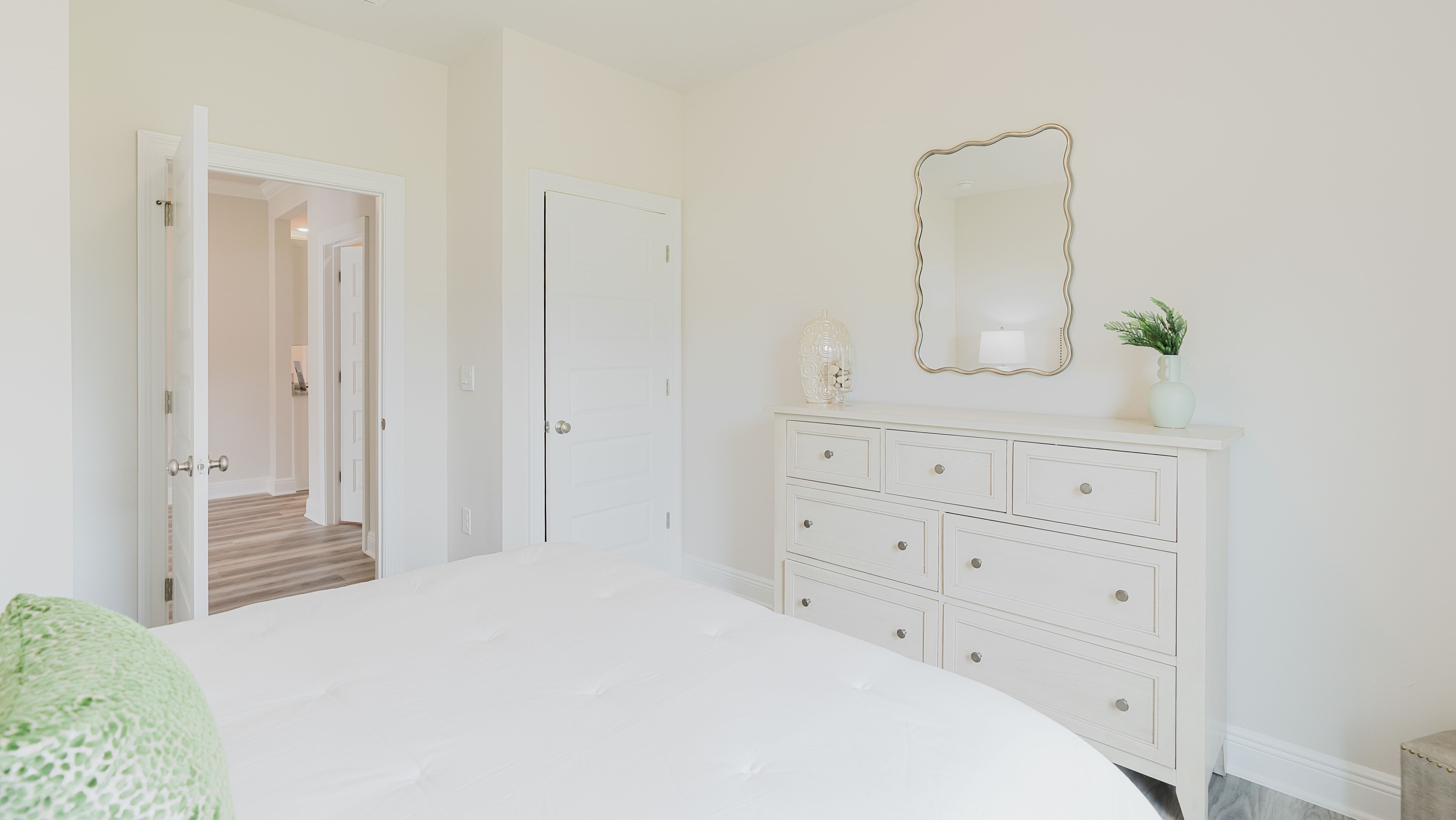 cali bedroom