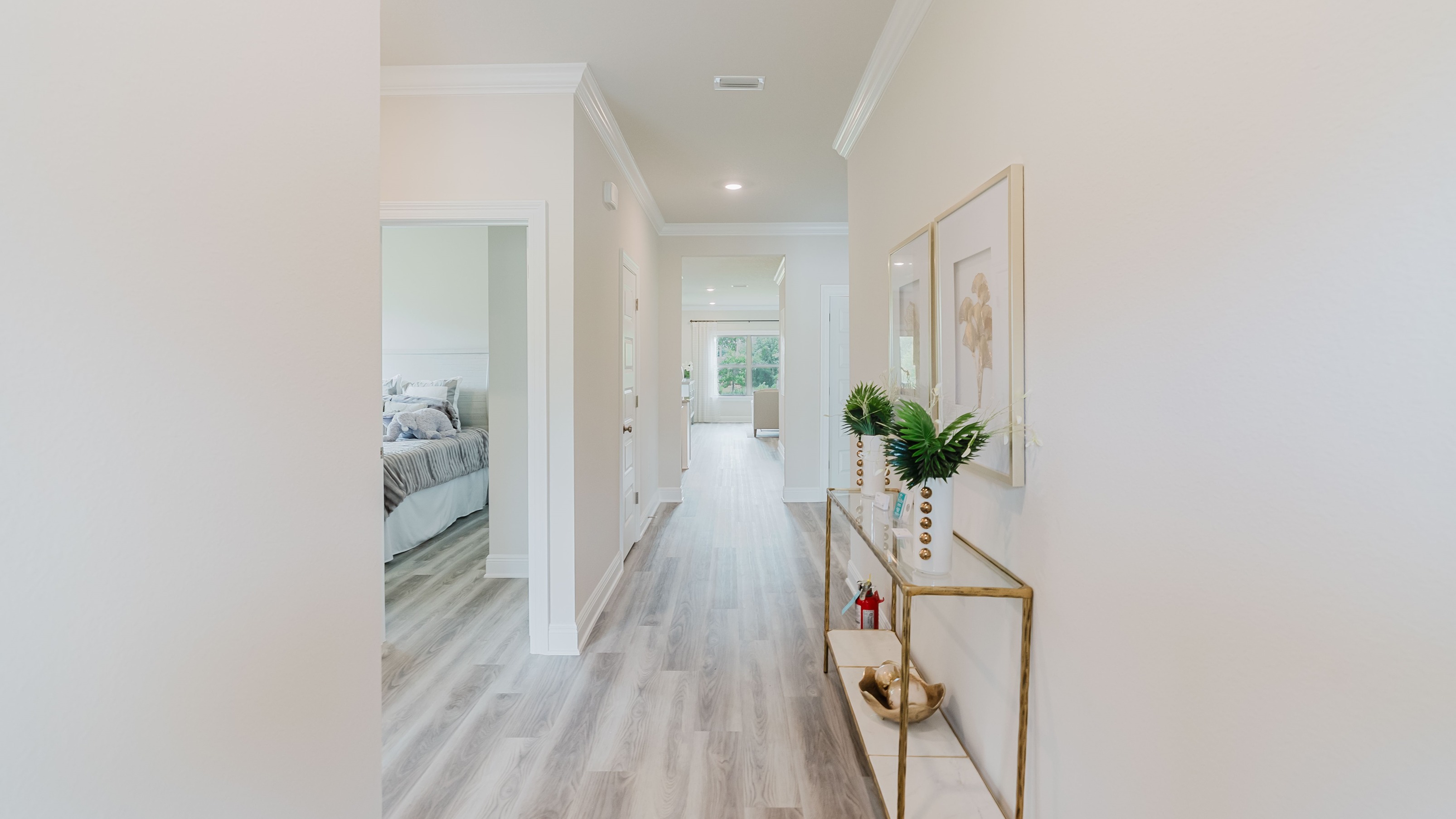 cali foyer
