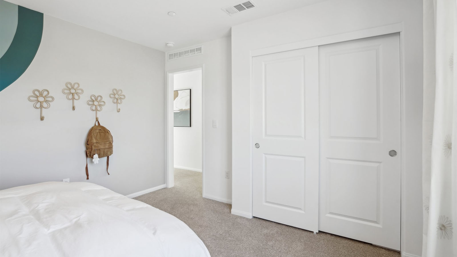 Secondary bedroom with full bed