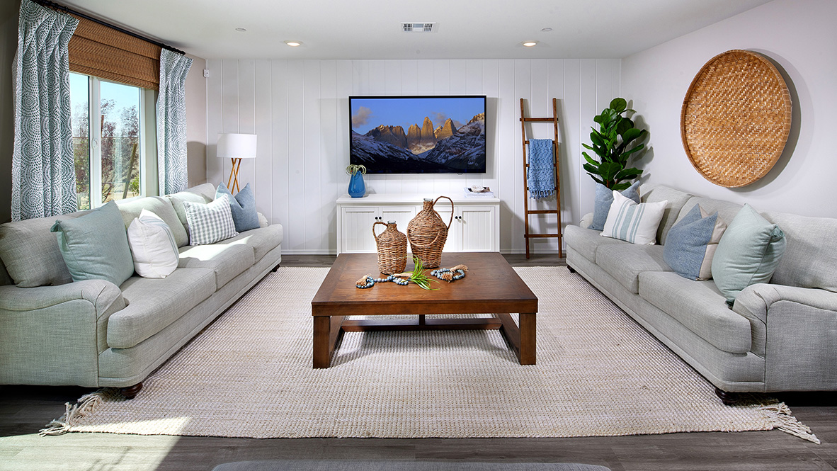 Spacious modern open-concept great room