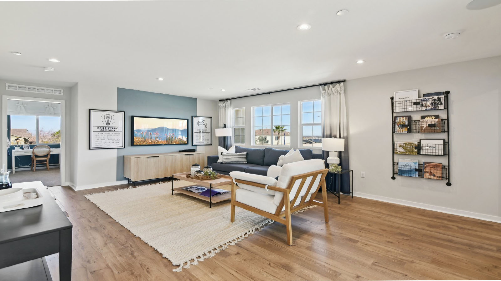 Oversized loft with laminate flooring