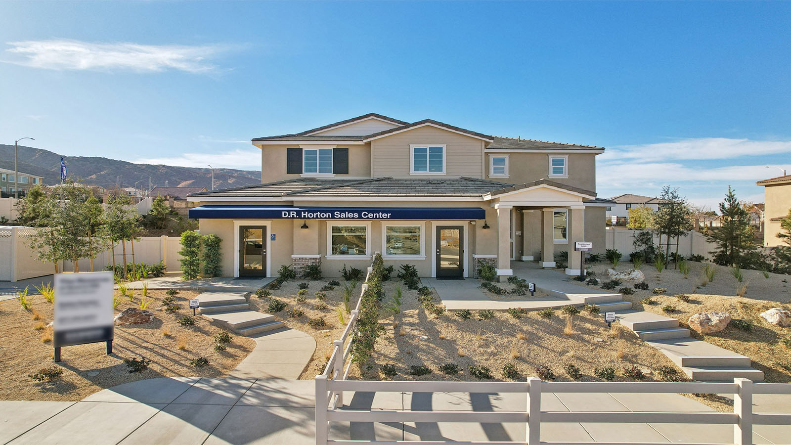 Two-story Traditional home with siding and brick veneer