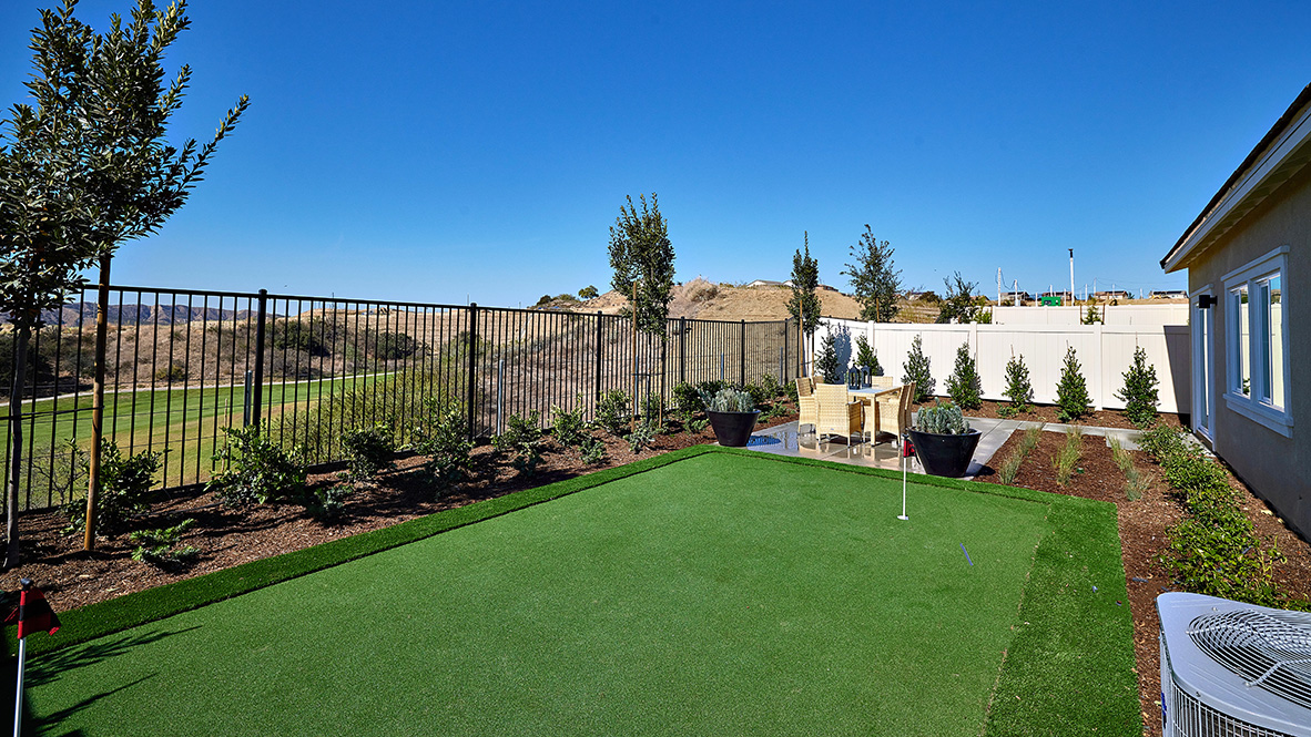 Floor Plan in Augusta at The Fairways Beaumont, CA D.R. Horton