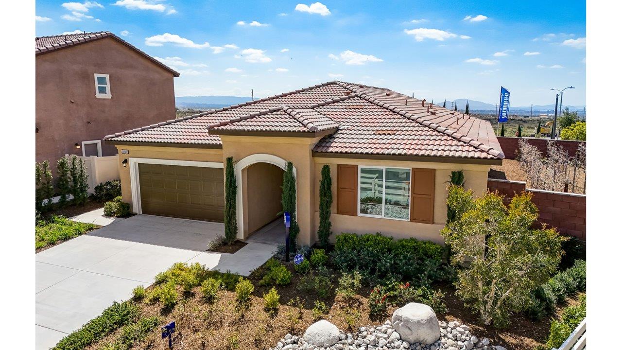 One-story Italianate home with two-car garage