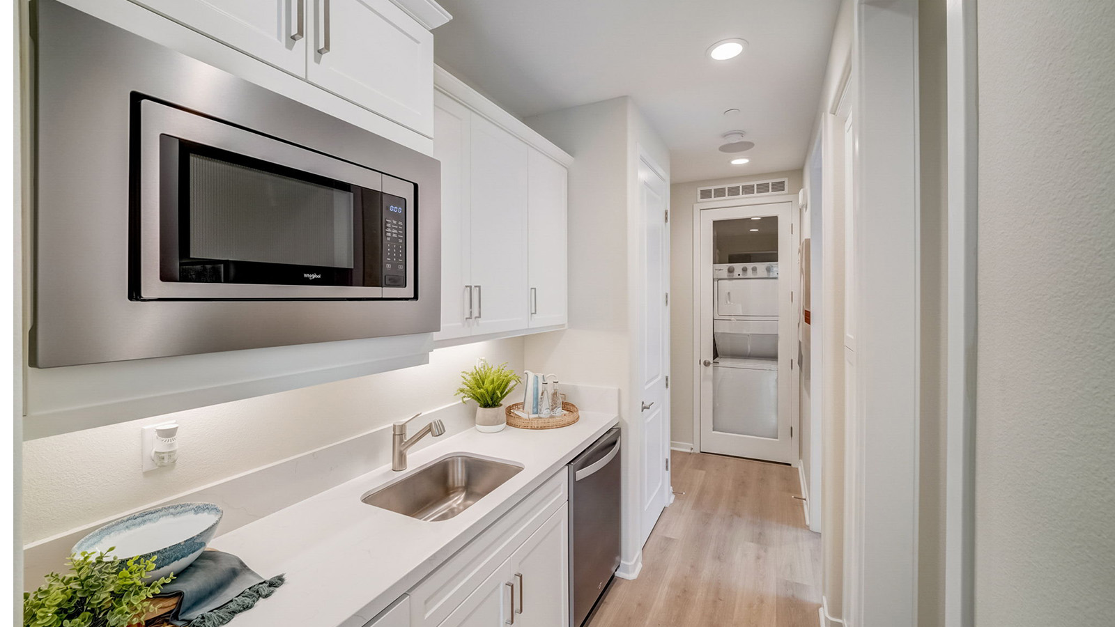 Multi-gen kitchenette area with microwave and sink