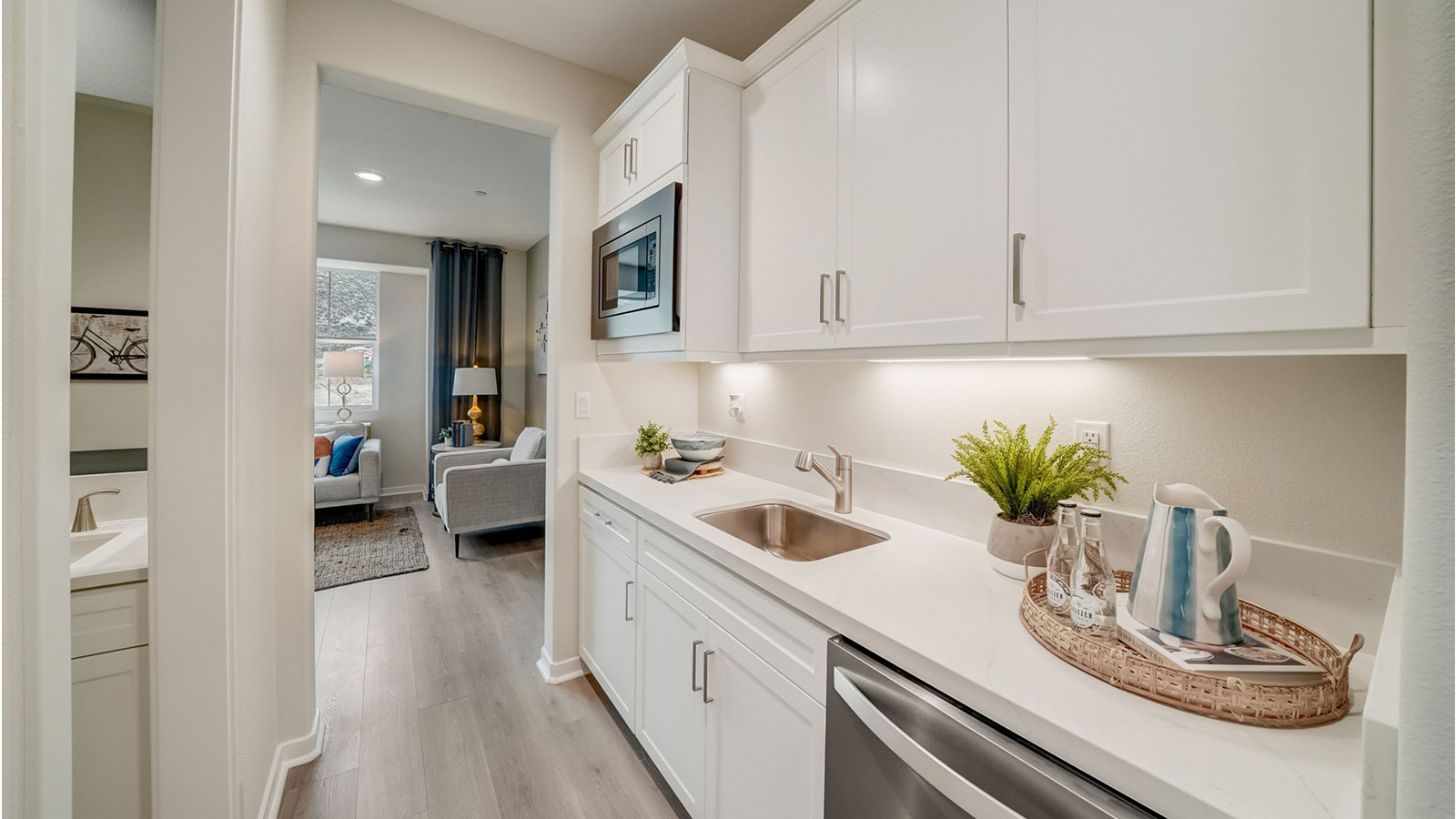 Multi-gen kitchenette area with microwave and sink