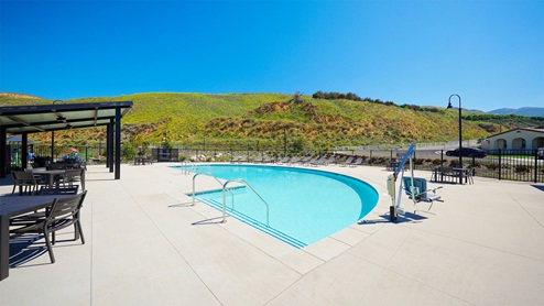 Community pool