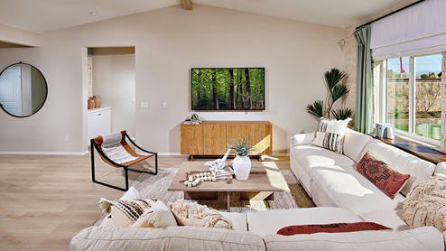 Spacious modern open-concept great room