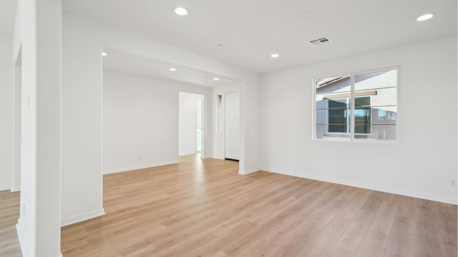 Open-concept dining room