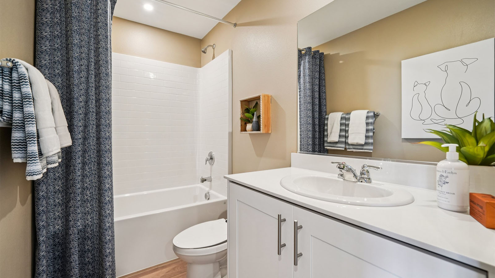 Secondary bathroom with shower