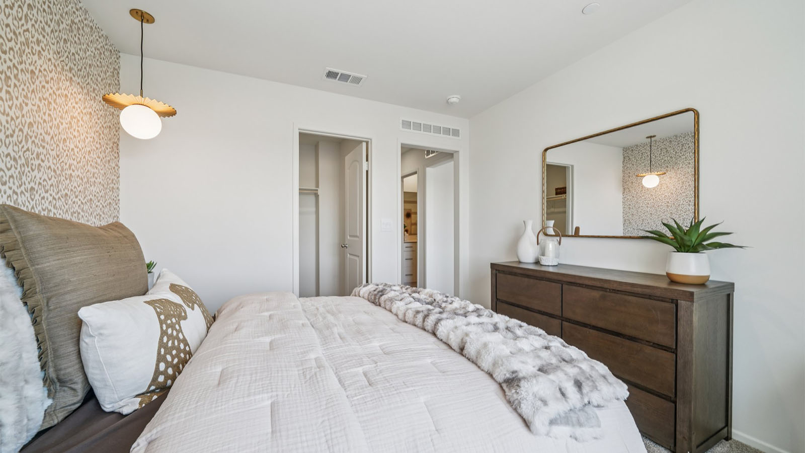 Bedroom with full bed