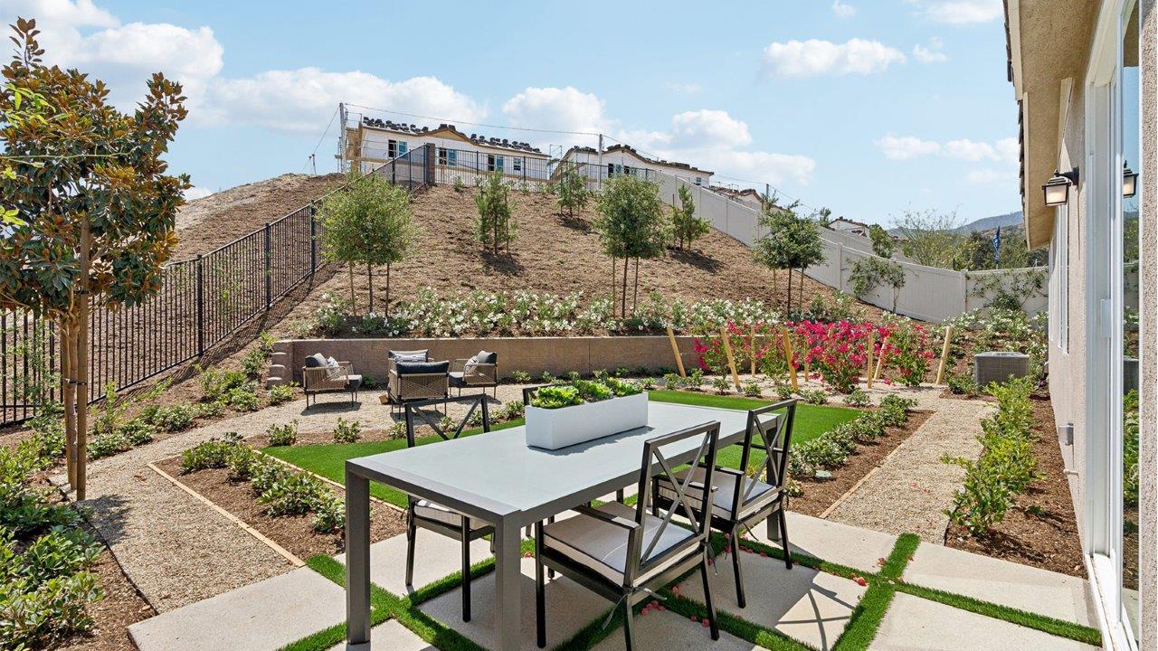 Outdoor dining on the patio in the backyard