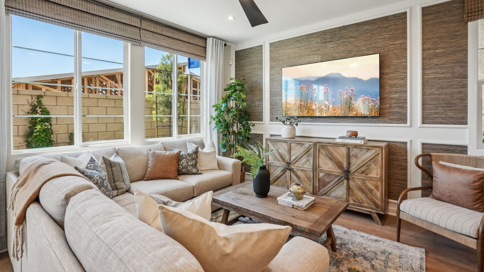 Spacious open-concept great room