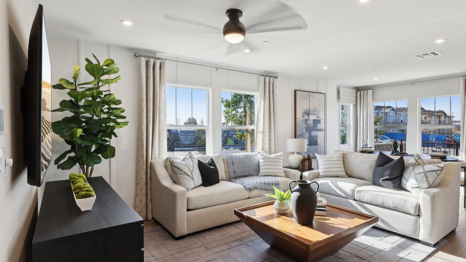 Spacious open-concept dining room and great room