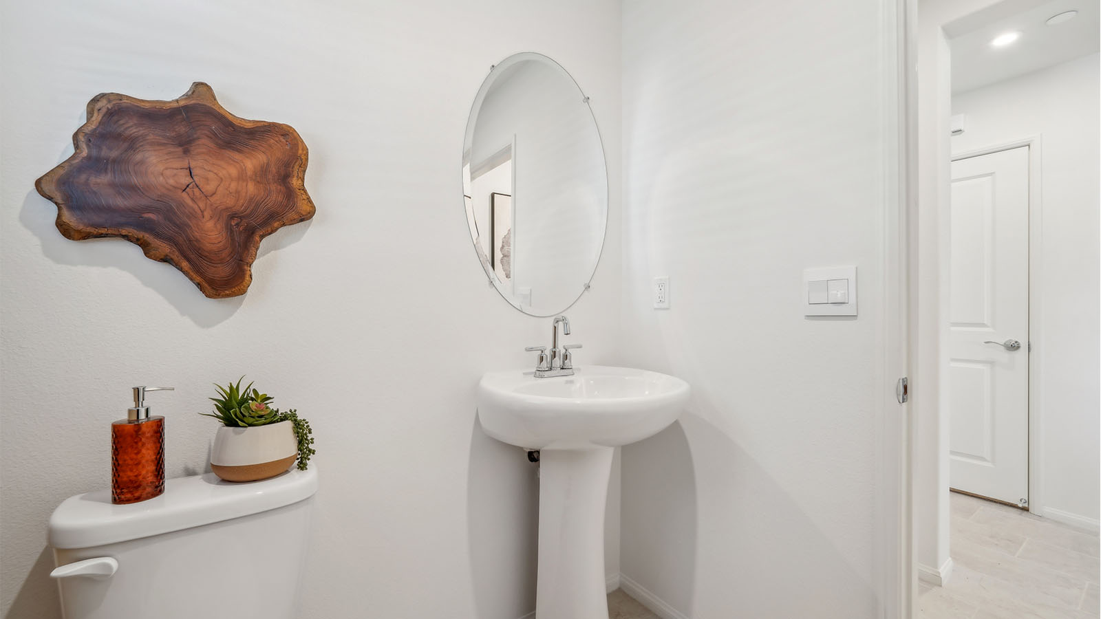 Bathroom with pedestal sink