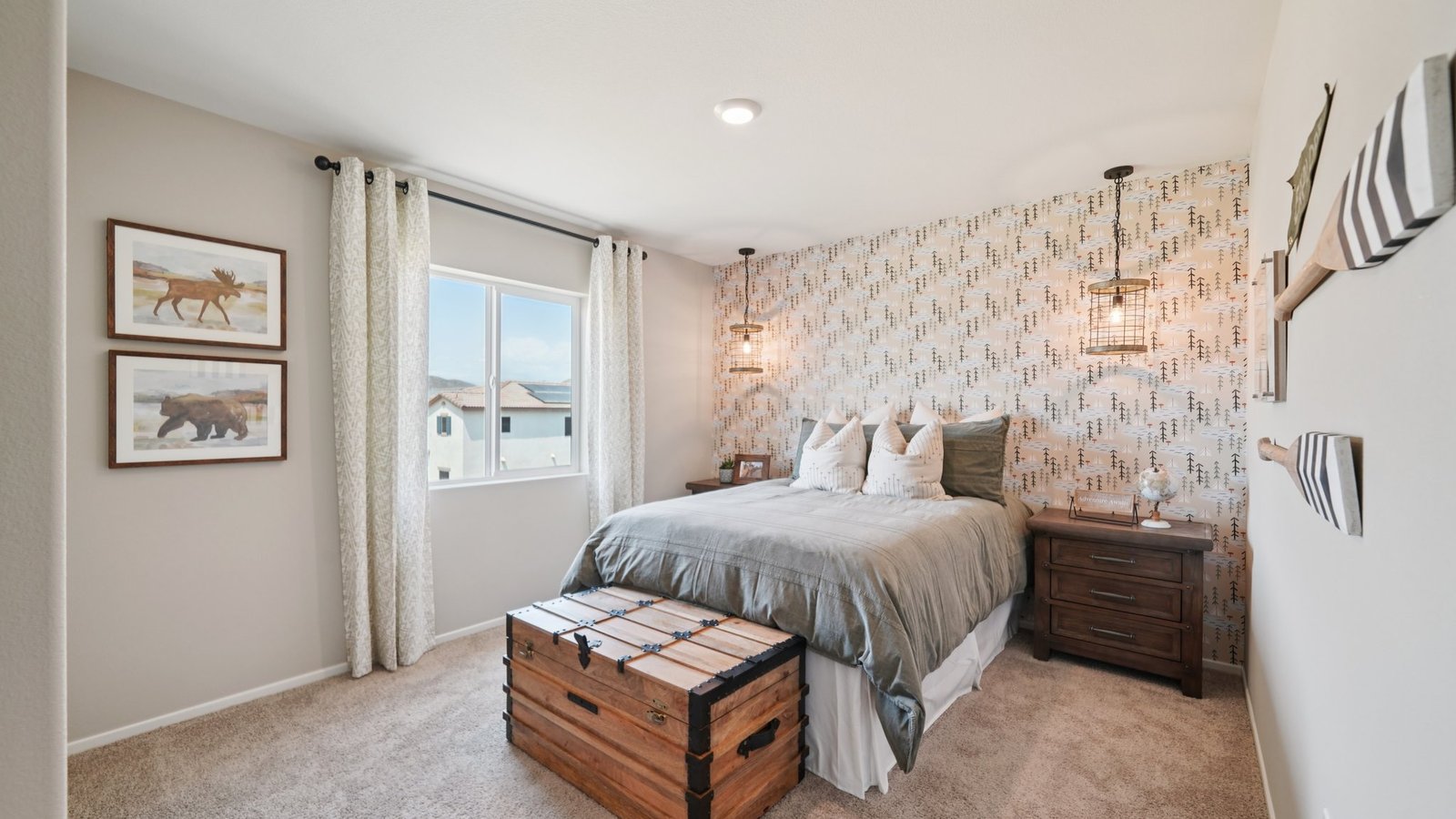 secondary bedroom
