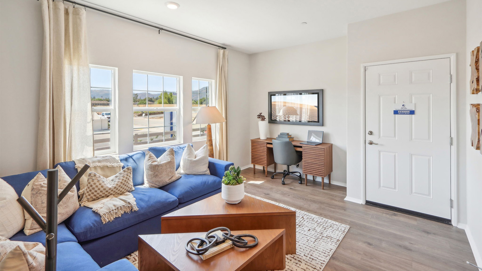 MultiGen Suite entry and living space