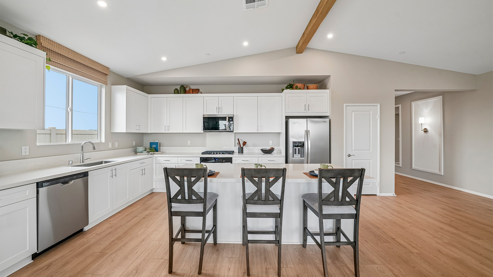 Spacious kitchen