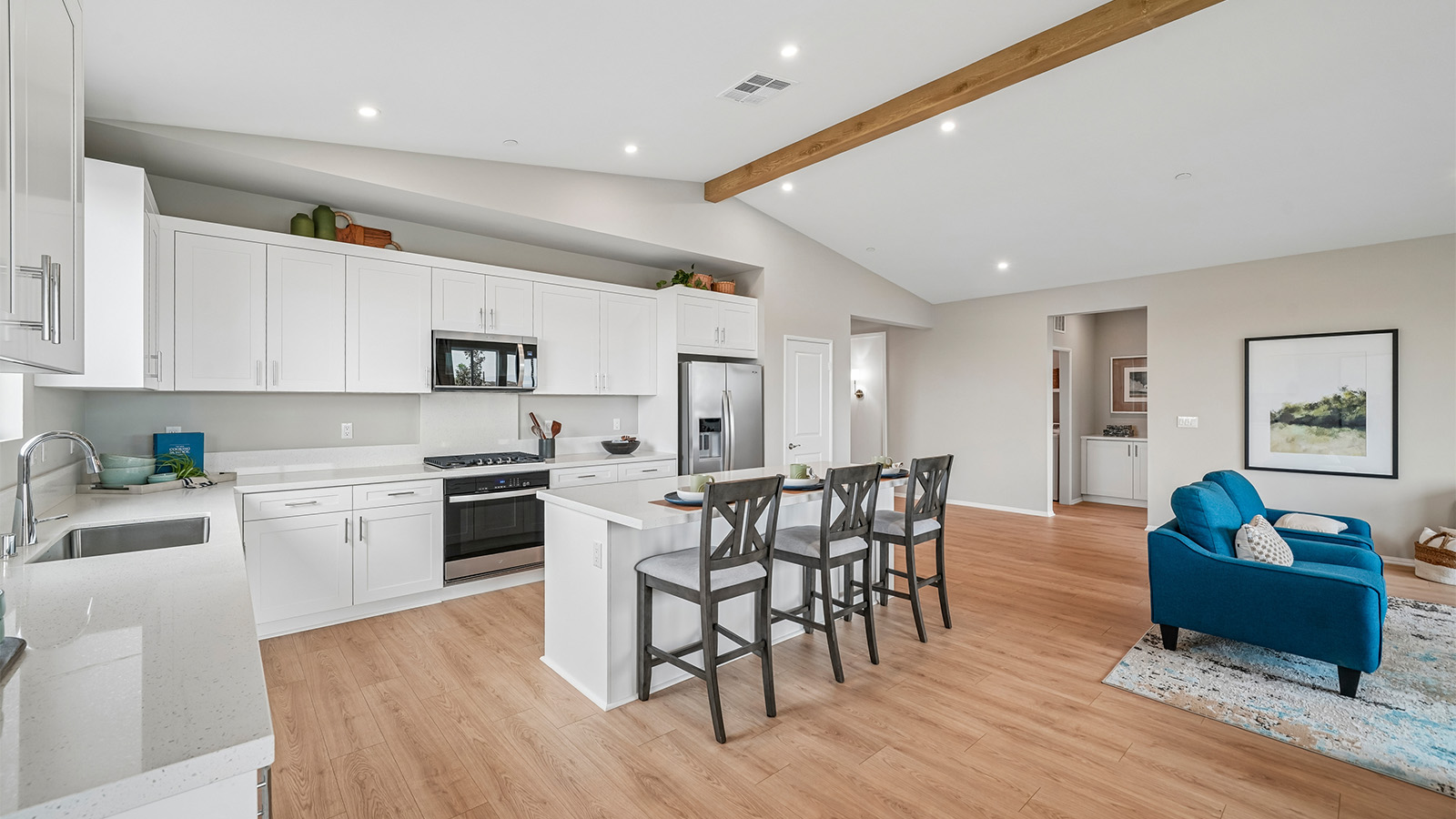 Kitchen with island