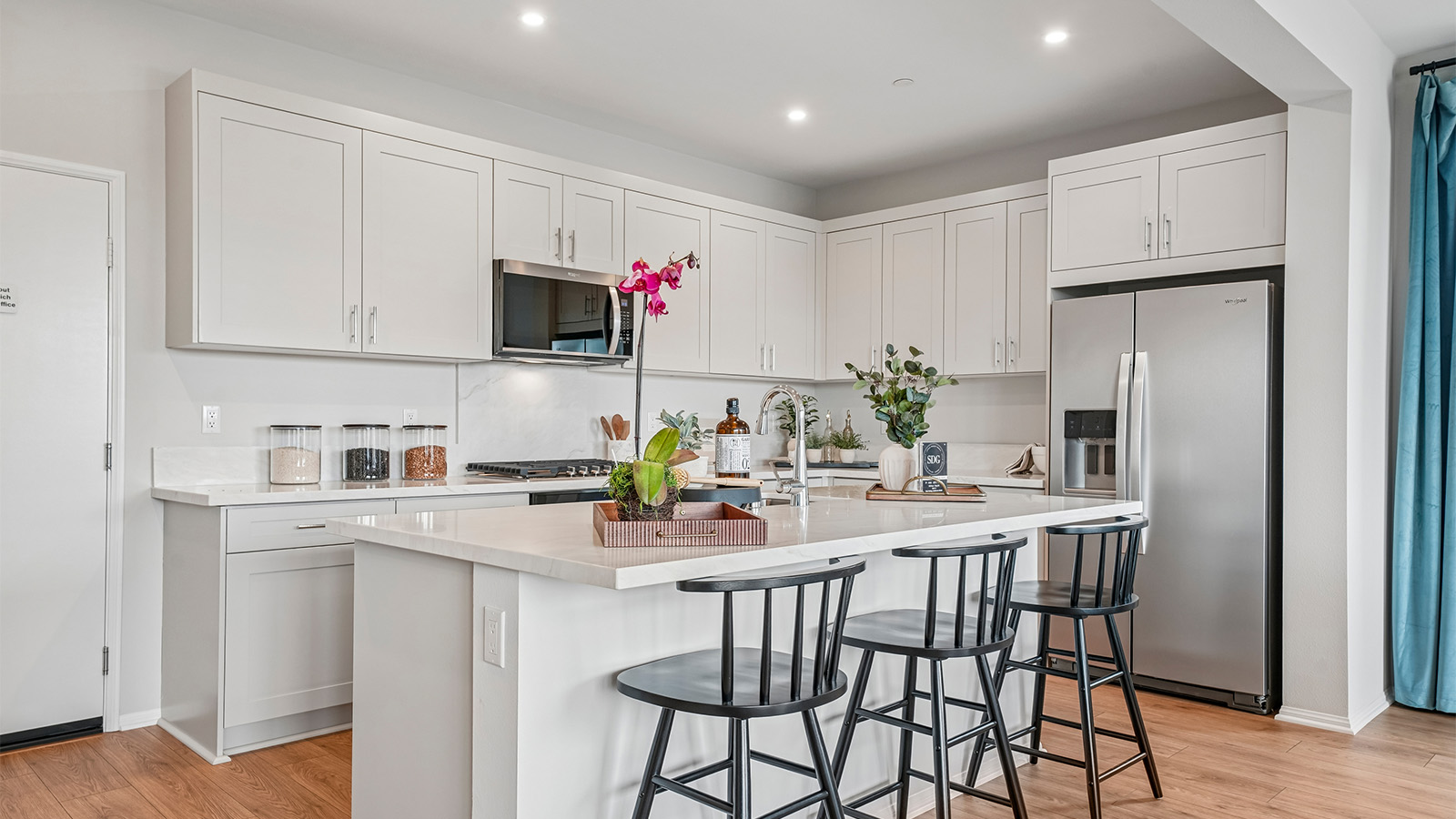 Kitchen with an island