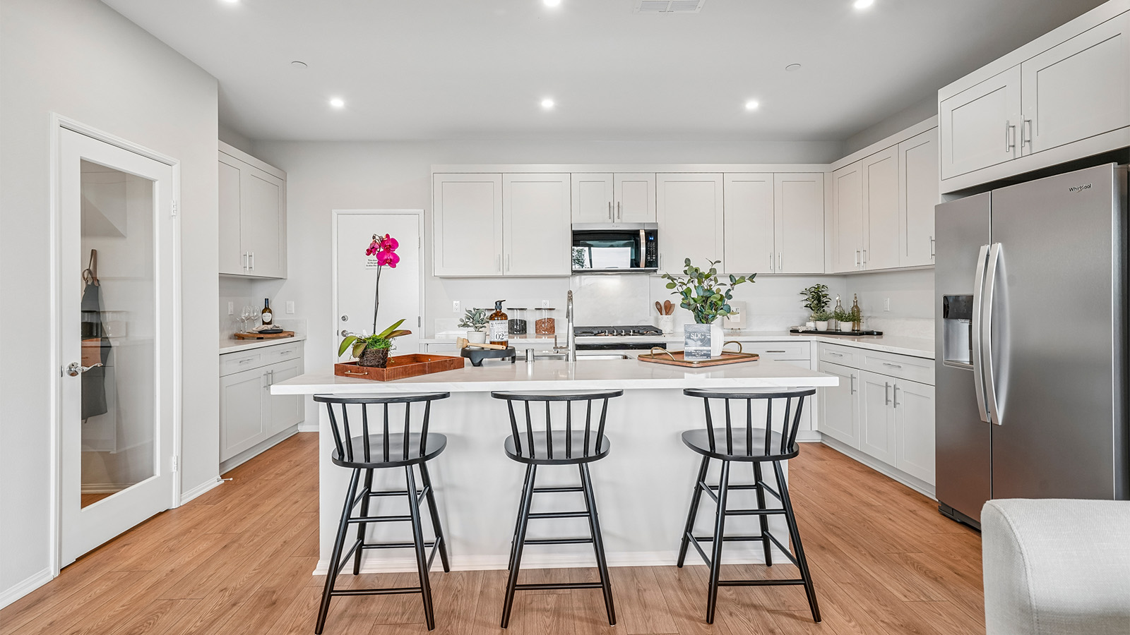 Kitchen with an island
