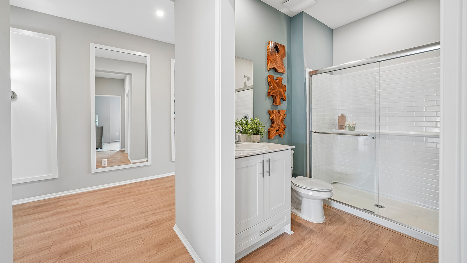 Secondary bathroom