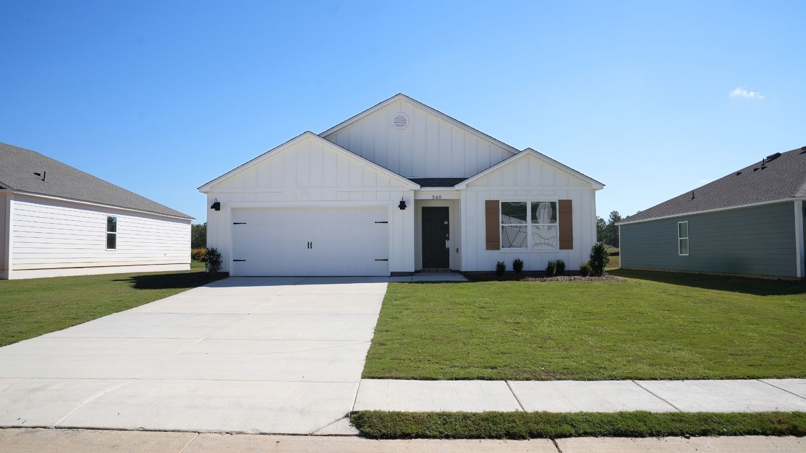 560 Saddlewood Bend exterior