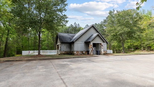 Welcome to Timberline by D.R. Horton, a golf course community in Calera, Alabama. Just off Hwy 31 and I-65, this new home community is just minutes from Alabaster’s local amenities and Downtown Birmingham. Calera offers a vibrant, historic downtown area with diverse dining, shopping, and entertainment options. Calera is home to the Heart of Dixie Railroad Museum, where families can enjoy scenic train rides and explore Alabama’s rich rail history. Go Calera High School Eagles! Timberline features some of our elegant, traditional home plans spanning from 1,618 up to 3,209 square feet, with granite countertops, elegant and durable flooring, stainless steel appliances, and our smart home technology package. Each home in Timberline is uniquely designed with modern living in mind, featuring granite countertops, elegant and durable flooring, and stainless-steel appliances. The easy-to-use Smart Home Technology Package included in every home provides the ultimate convenience, allowing you to control key features with the touch of a button. Featured conveniences include lighting automation, IQ panel, video doorbell, keyless front door entry, and temperature control from the ease of your phone.